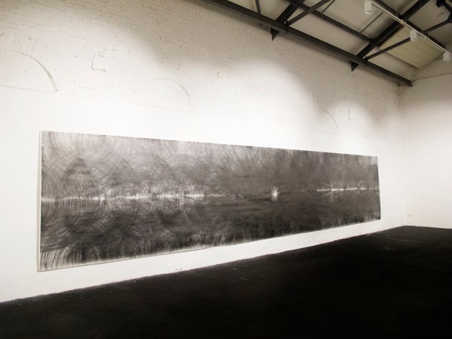 Physische Zeichnung halb links